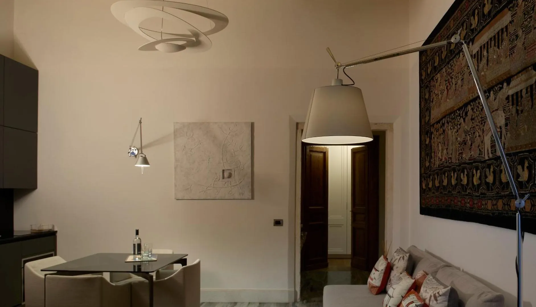 Palazzo Delle Pietre - Luxury Apartments Rome
