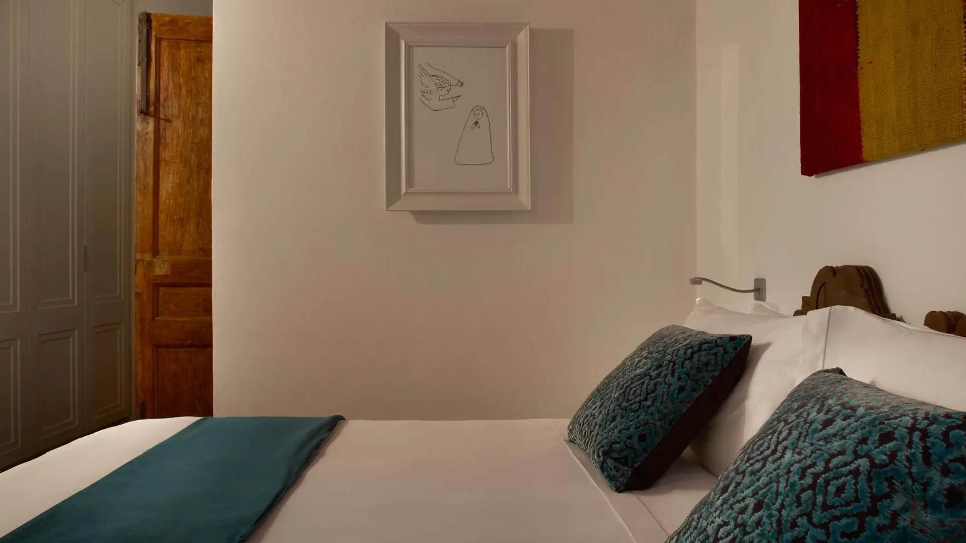 Palazzo Delle Pietre - Luxury Apartments Rome Italy