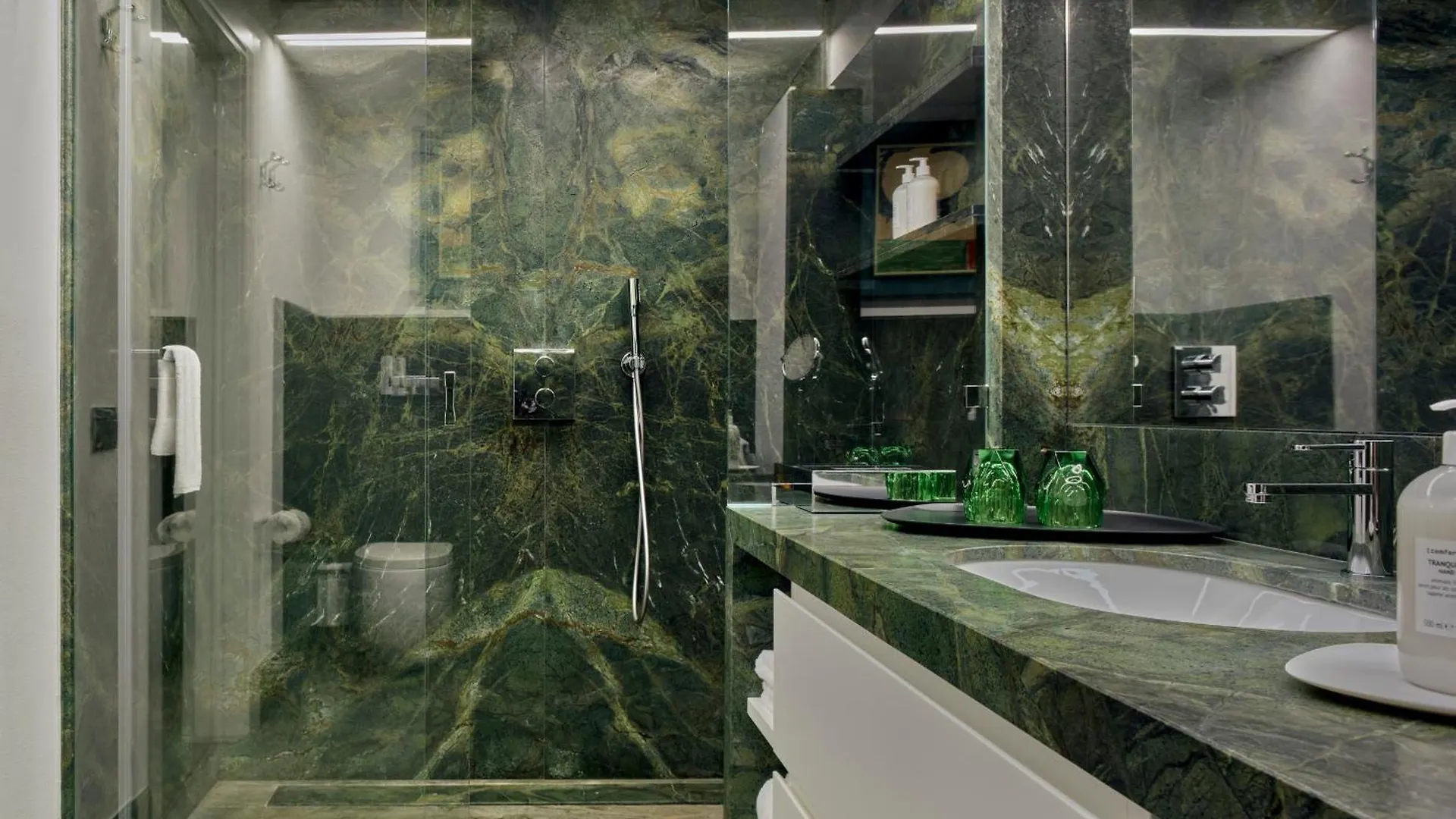 Palazzo Delle Pietre - Luxury Apartments Rome