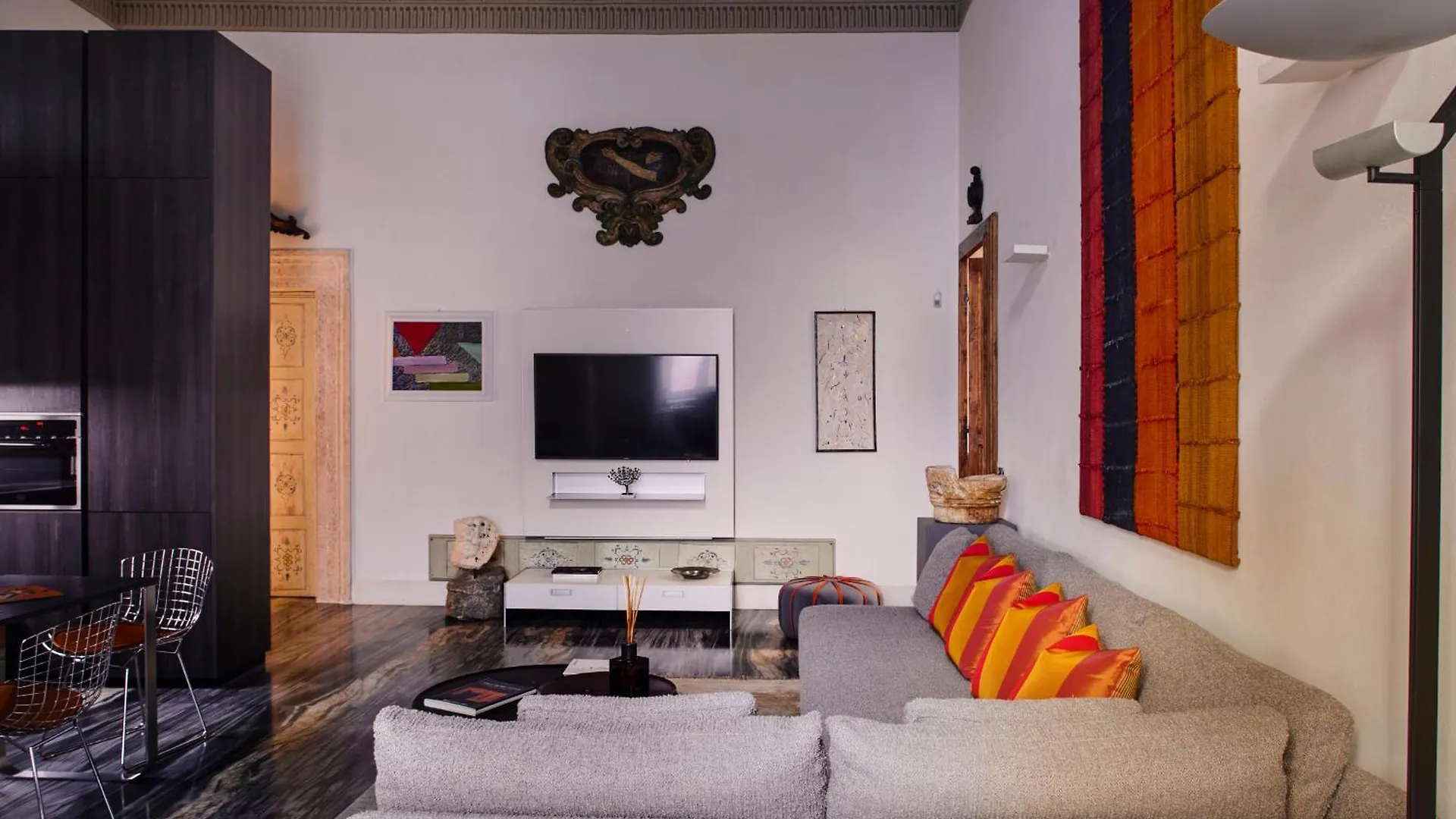 Aparthotel Palazzo Delle Pietre - Luxury Apartments Rome