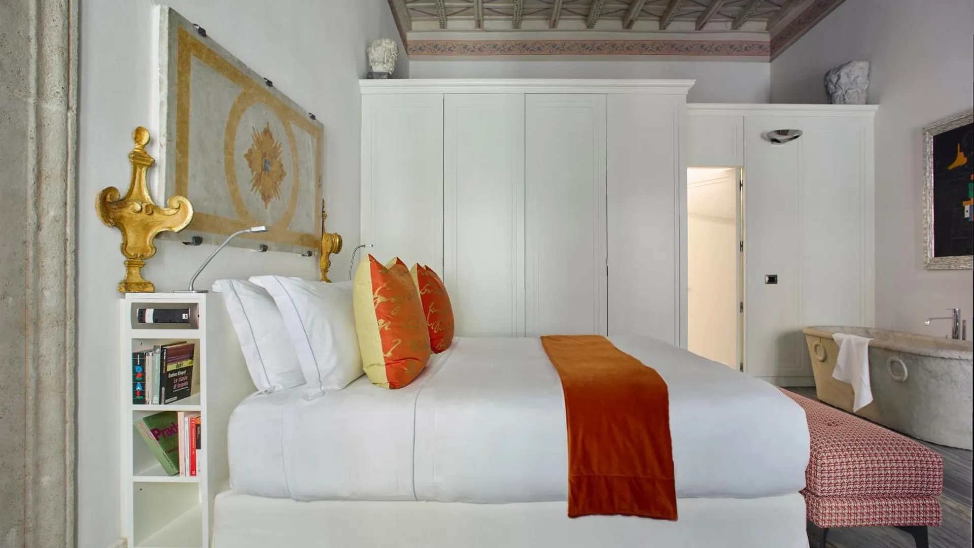 Aparthotel Palazzo Delle Pietre - Luxury Apartments Rome