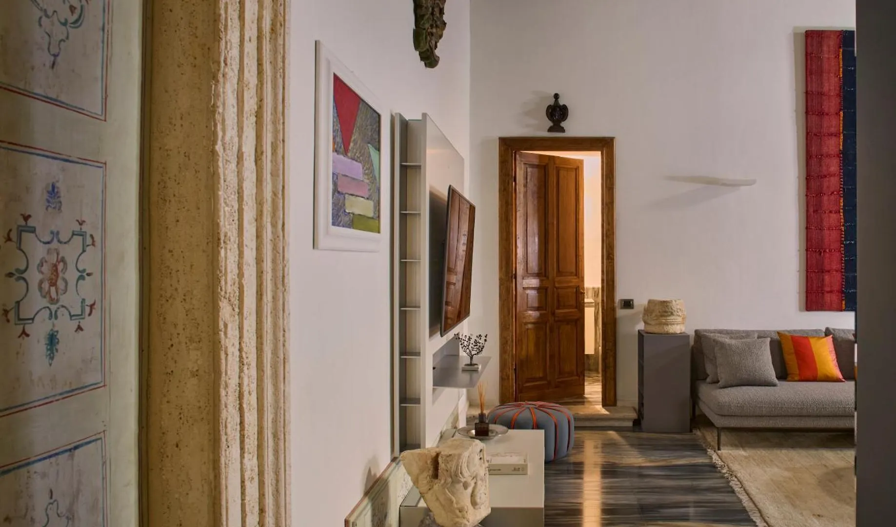 Apartahotel Palazzo Delle Pietre - Luxury Apartments Roma